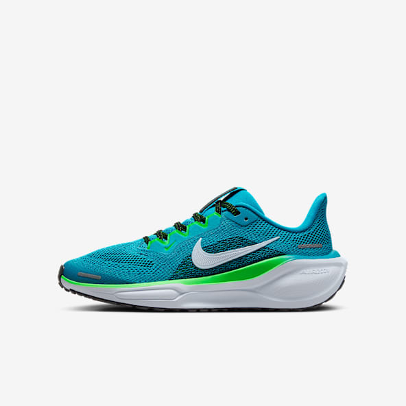 Blue Shoes. Nike IE